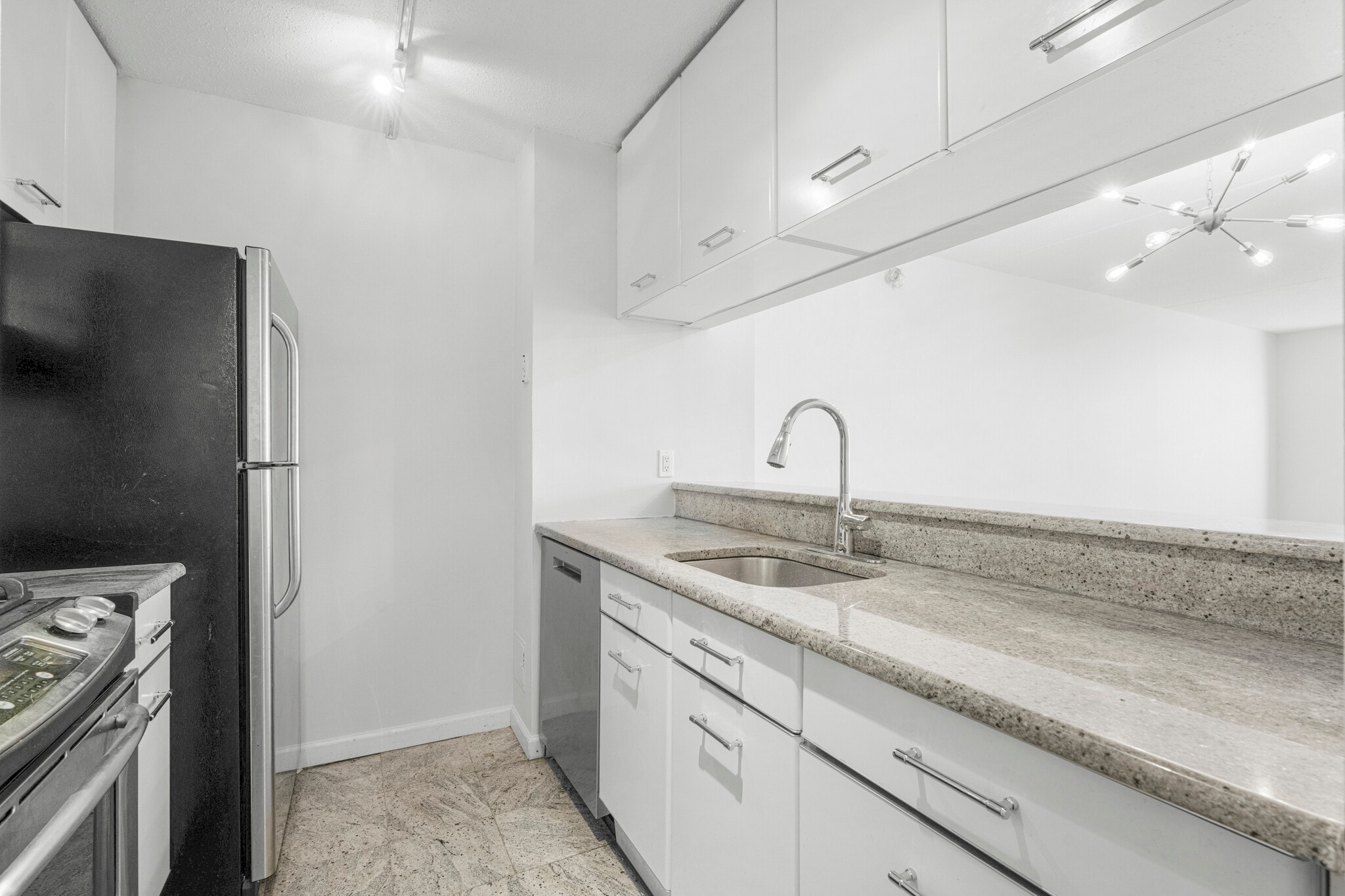 Open to dining area - 4 Martine Ave