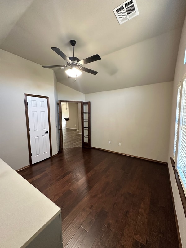 Building Photo - 705 Bobcat Trl