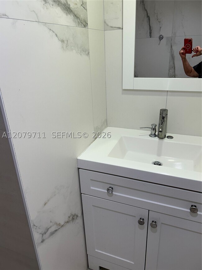 Building Photo - 15431 SW 86th Terrace