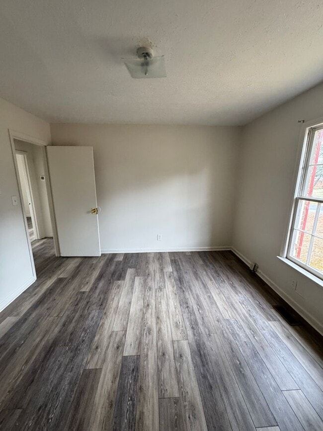 Building Photo - 3/1 in Boiling Springs, NC