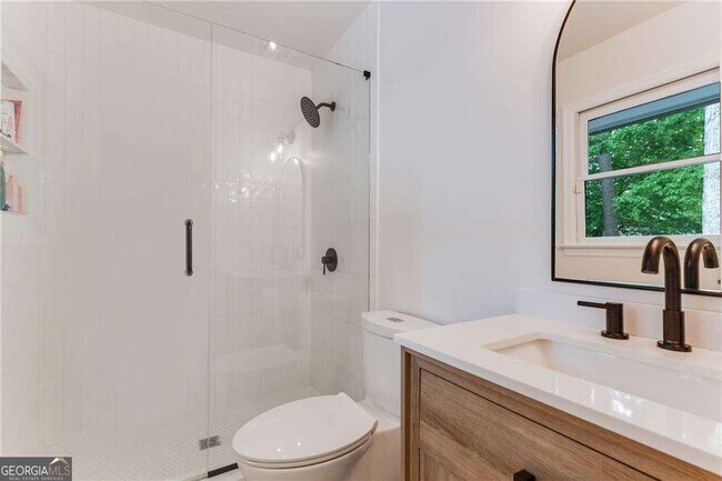 Building Photo - 2357 Cortez Way NE