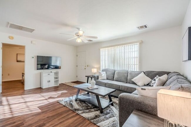 Building Photo - Turnkey Charm in Green Valley – Furnished Townhome with Gated Serenity!