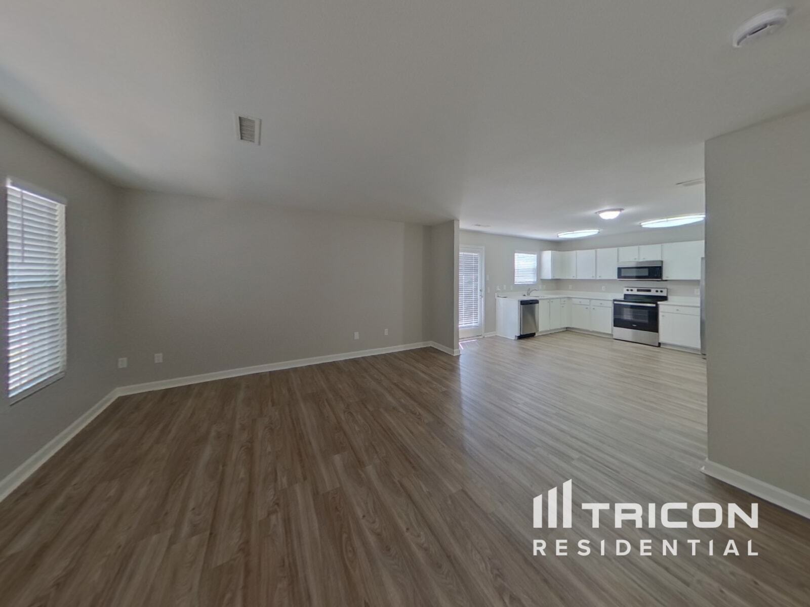 Building Photo - 758 Sinclair Dr