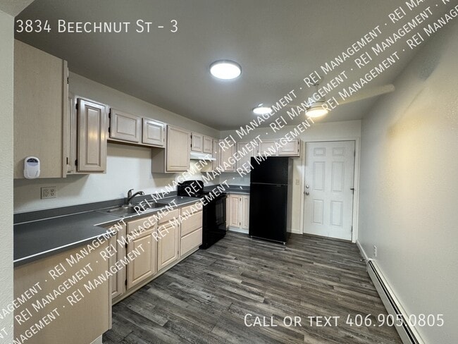 Building Photo - 3834 Beechnut St
