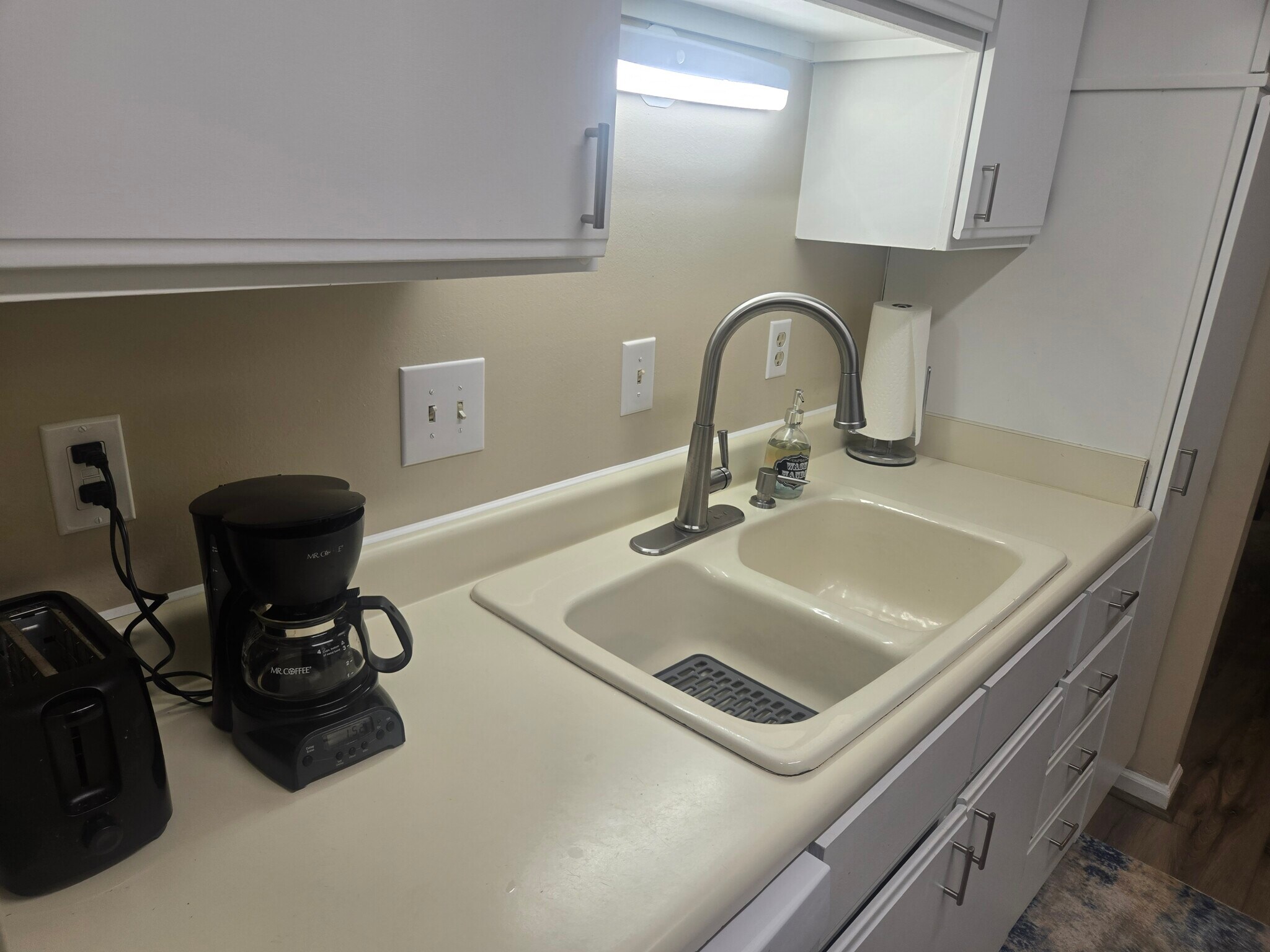 Building Photo - 110 Heywood Rd