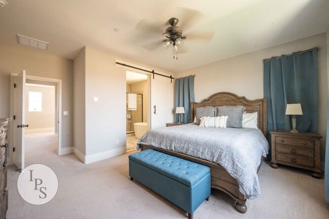 Building Photo - Madera Tesoro Viejo - Beautiful Hillside Village 2-Story Home, 4BR/3BA, SOLAR, Community Pool + L...