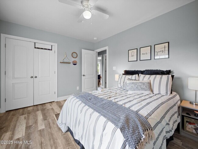 Building Photo - 309 Forbes Ln
