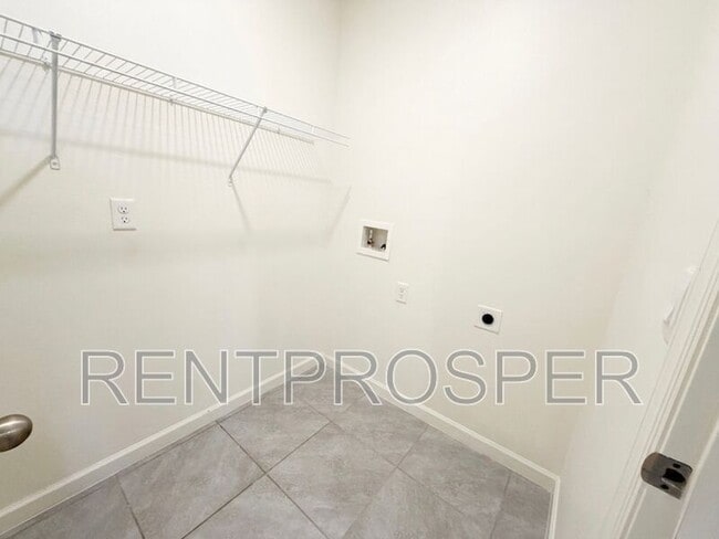 Building Photo - 1518 Mineral Lp Dr NW