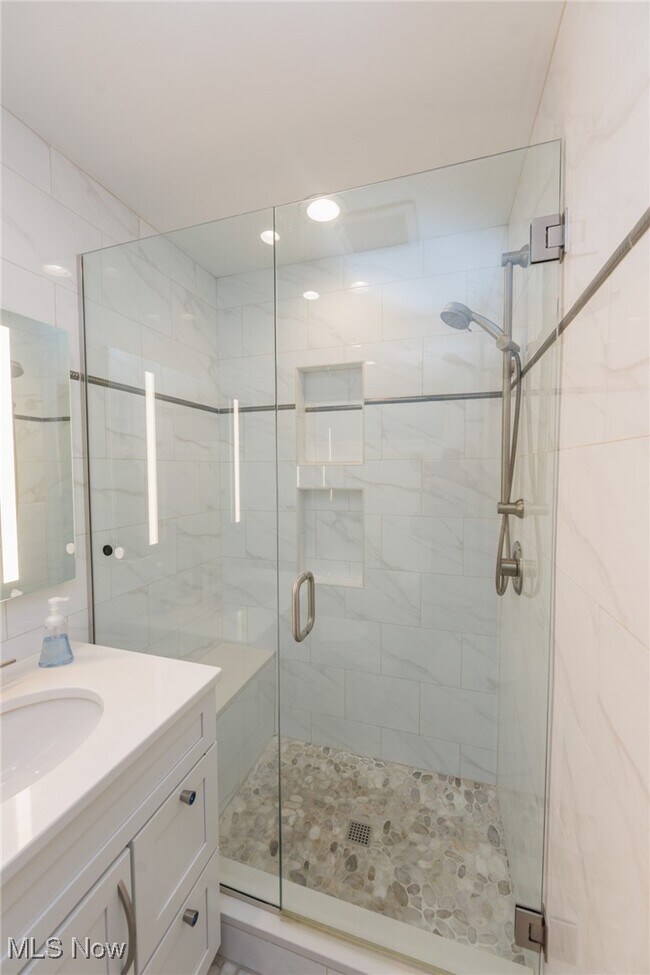 Building Photo - 2500 Deborah Dr