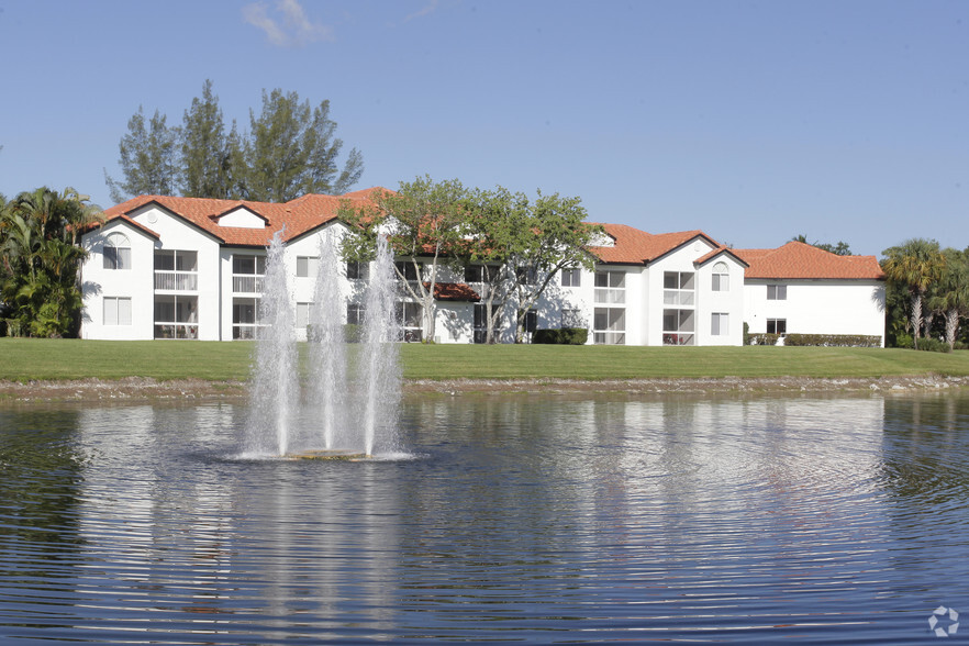 Primary Photo - Villas at Ibis Landing