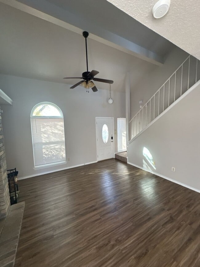 Building Photo - 2501 Windmill Dr
