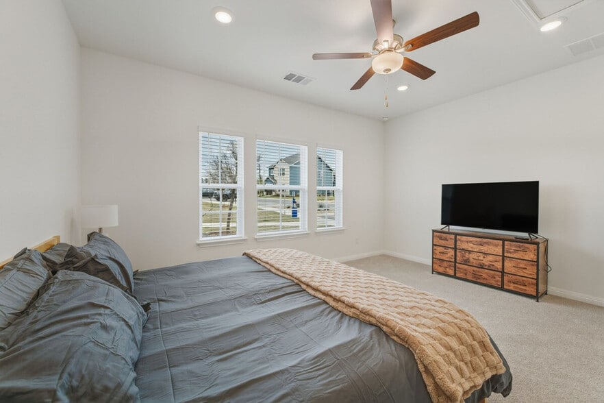 Building Photo - 2017 Ridge Runner Dr