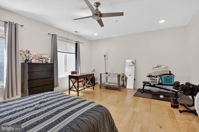 Building Photo - 1504 Earl St