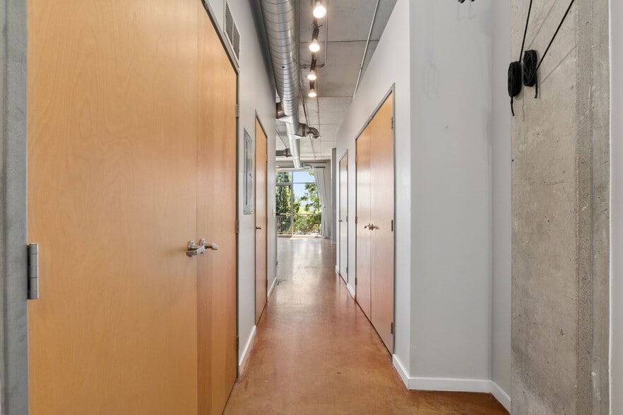 Building Photo - 2899 N Speer Blvd