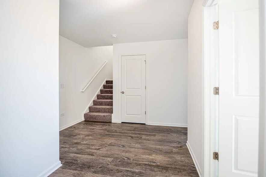 Building Photo - 4283 Chelsea Manor Cir