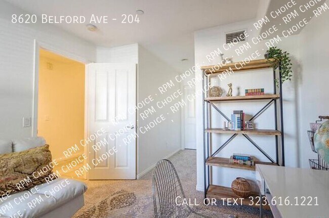 Building Photo - 8620 Belford Ave
