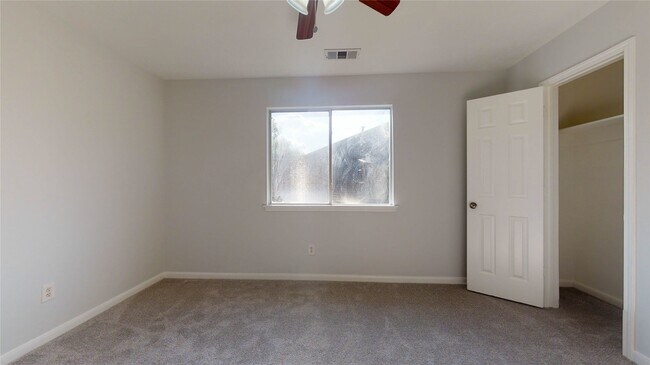 Building Photo - 15319 Cobblestone Point Ct