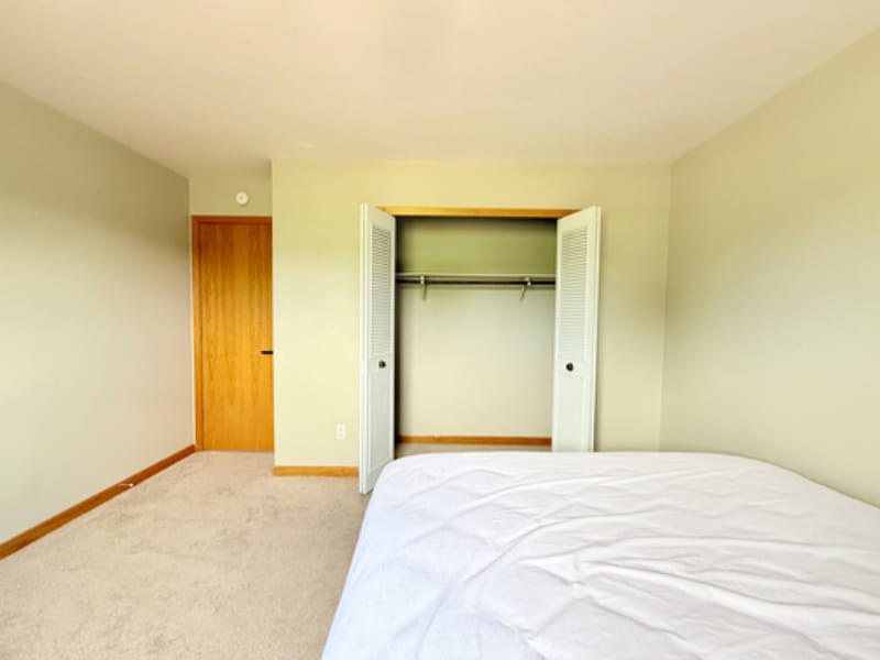 Building Photo - 301 W Mangrum Dr