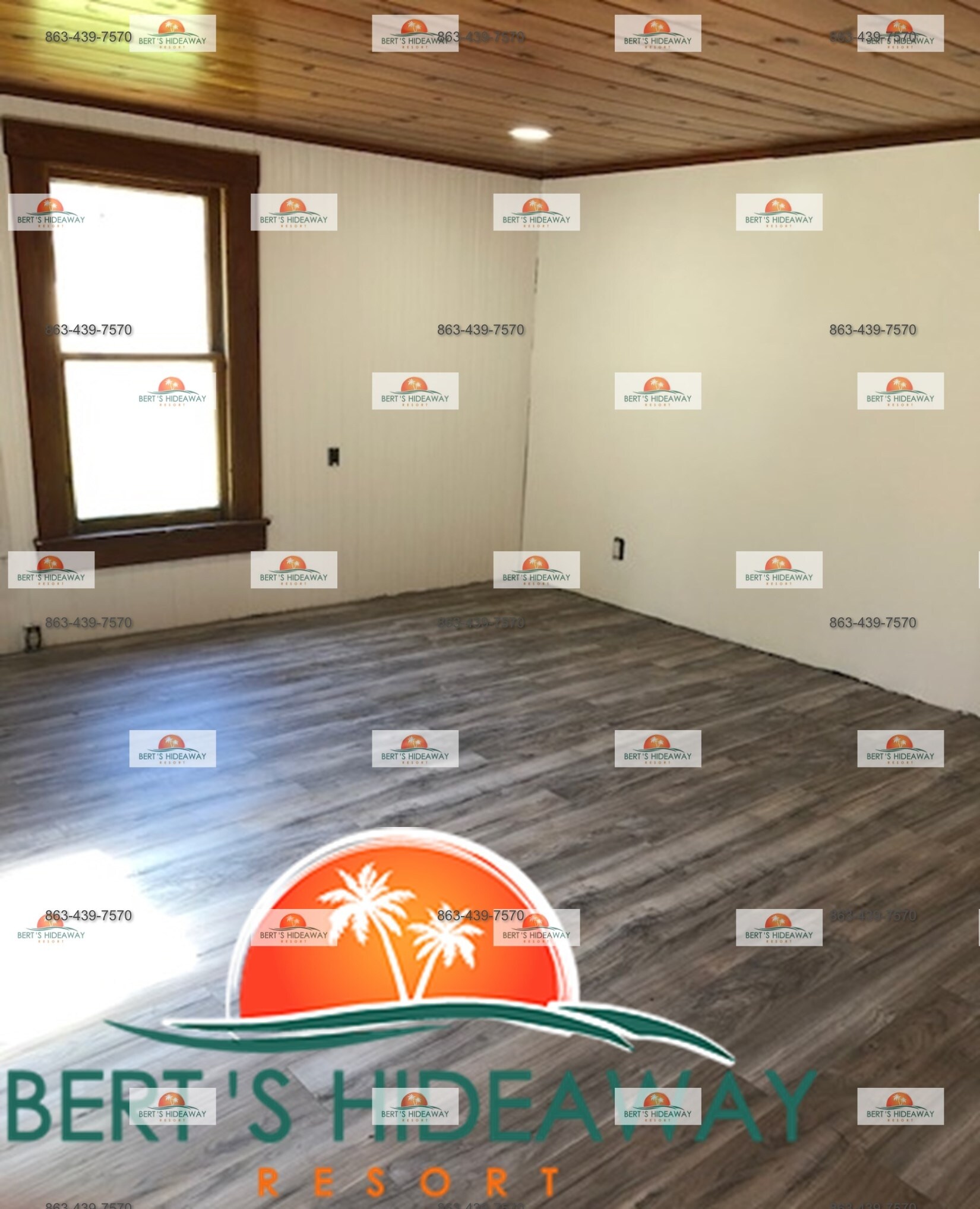 Extra Large Bedroom - Fits King-Size Bed, Closet has Barn Door Feature - 2854 Tindel Camp Rd
