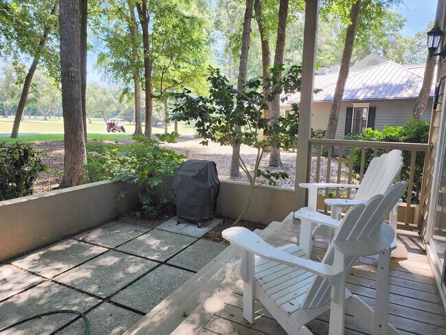 Building Photo - 207 Golden Bear Dr