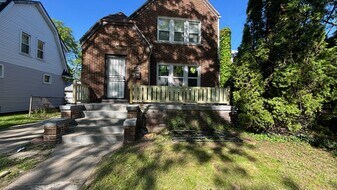Building Photo - 5974 Coplin St