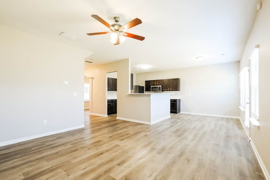 Building Photo - 175 Biscayne Terrace