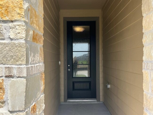 Building Photo - 4118 Sterling Spgs