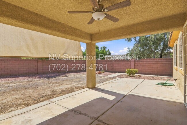 Building Photo - SE!! Stallion Mountain!! Gated!!! Single Story Home!! No Carpets!!! Covered patio!! Water Conditi...