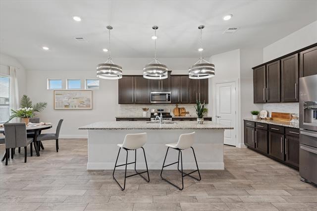 Building Photo - 3005 Cerro Ranch Rd