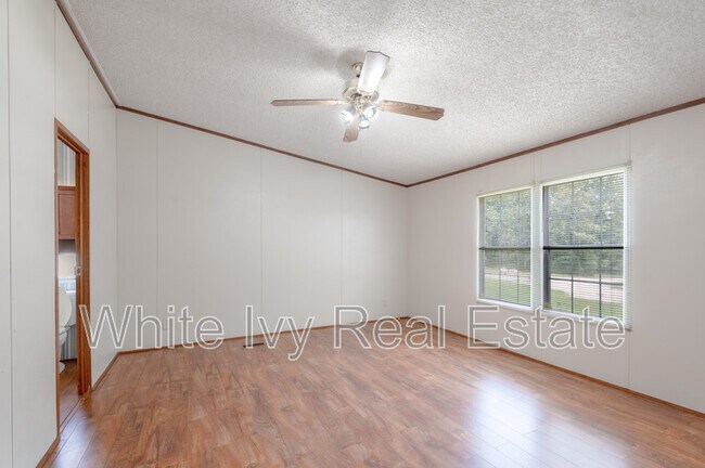 Building Photo - 37 -A Riverside Ln