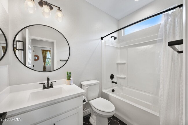 Building Photo - 11716 N 168th Dr