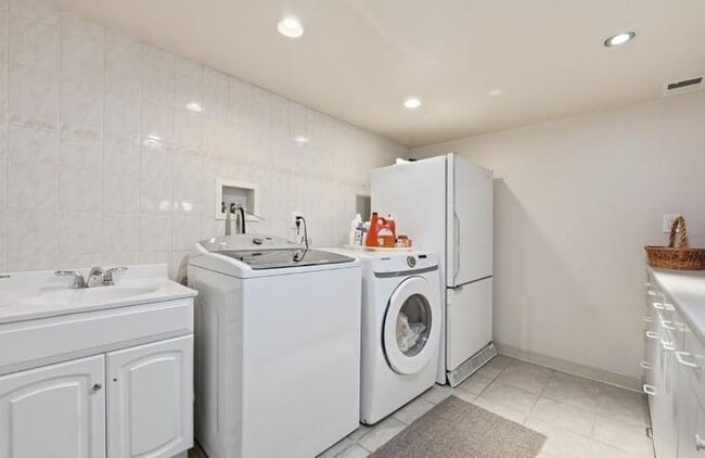 Building Photo - 71 Hackberry Pl