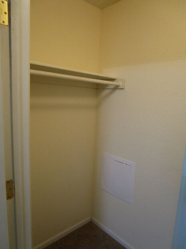 Building Photo - 4404-4404 W Jeana Ct