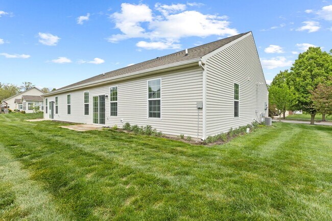 Building Photo - 2-Bed, 2-Bath Beautiful Home Available Now!