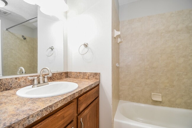 Building Photo - 108 E Manson Rd