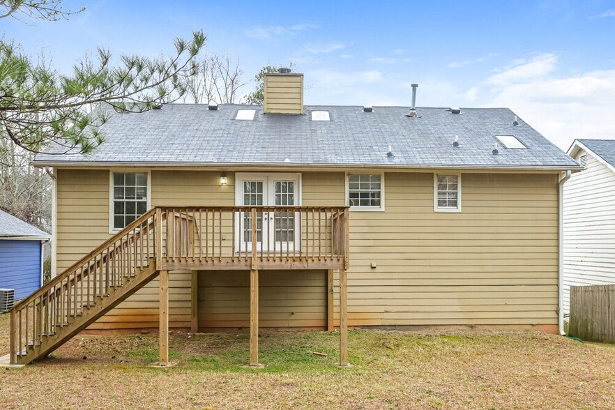 Building Photo - 5926 Old Wellborn Trce