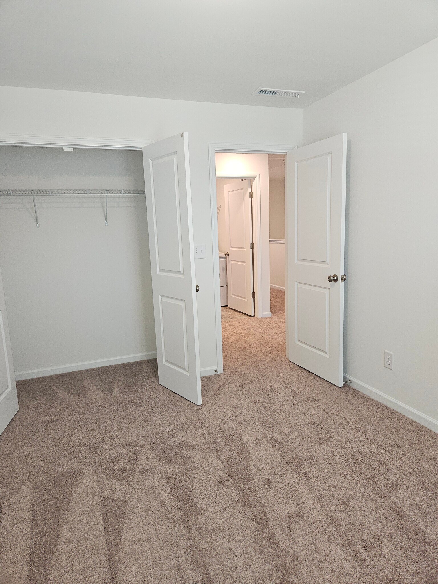 Building Photo - 3164 Lilac Grove Dr