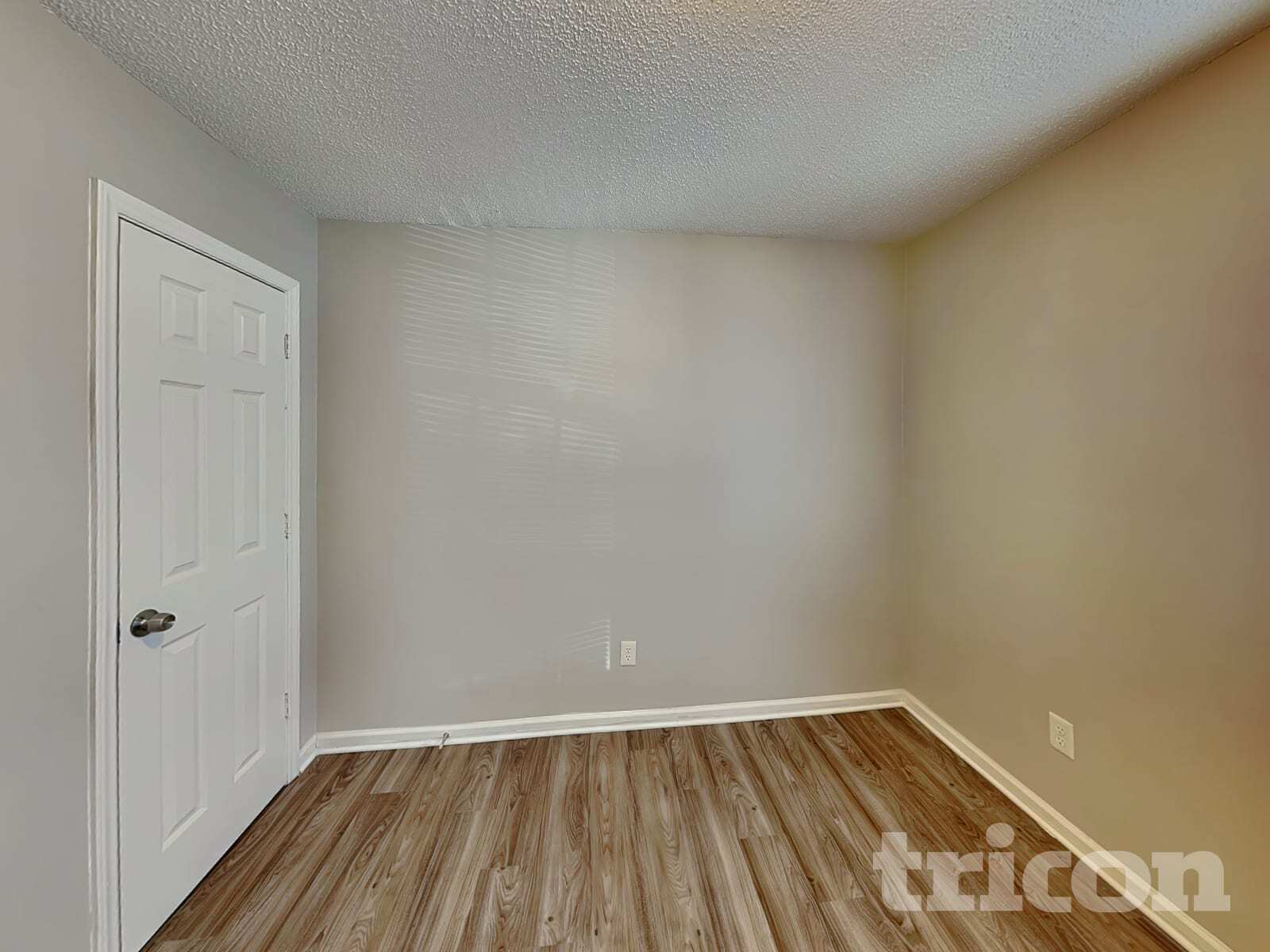 Building Photo - 1026 Summit Hills Dr