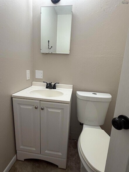 Building Photo - 4613 Langford Ln