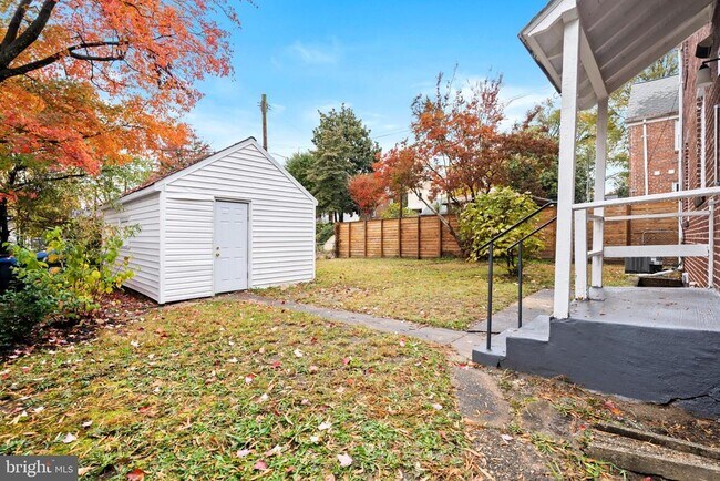 Building Photo - 4312 19th St NE