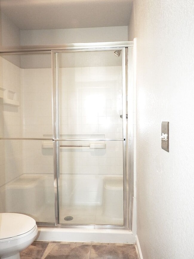 Building Photo - 7772 E 29th Ave