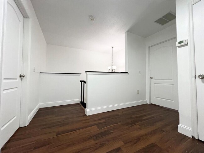 Building Photo - 7138 Five Oaks Dr