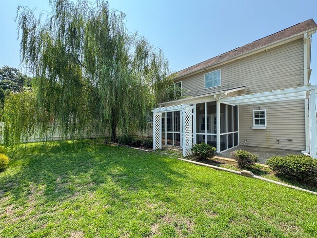 Building Photo - 2900 Blackwater Ct