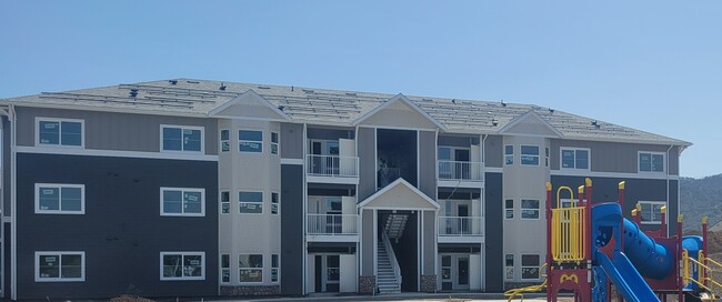 Building Photo - Millview Apartments