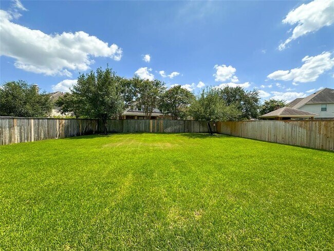 Building Photo - 83 Buck Trail Pl