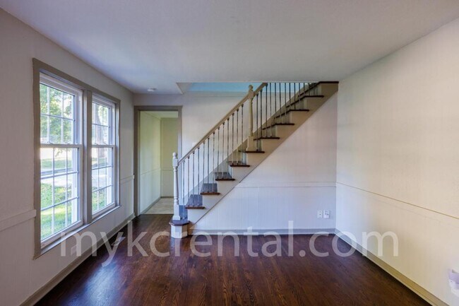 Building Photo - 7915 W 59th Terrace