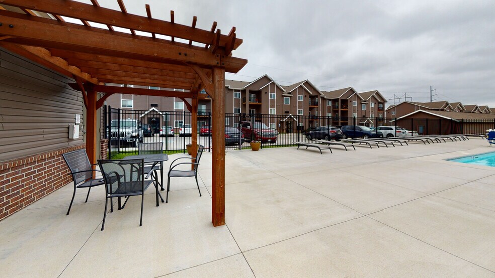 Antler View Apartments 3132 N 186 Plz Elkhorn NE 68022 Apartment Finder