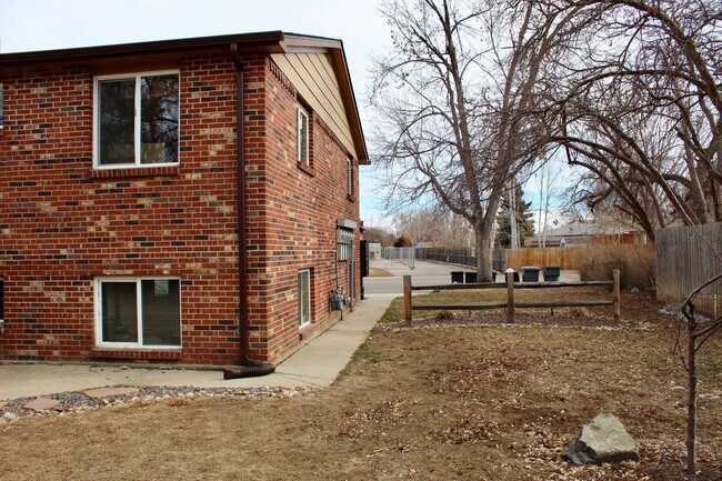 Building Photo - 1363 S Coffman St
