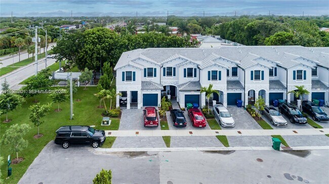 Building Photo - 28754 SW 134th Ct