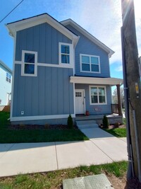 Building Photo - Newer Construction Home Close to UTC, Erla...